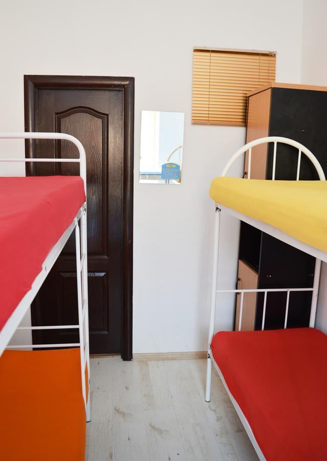 Hostel Vokzal Kyiv Exterior photo