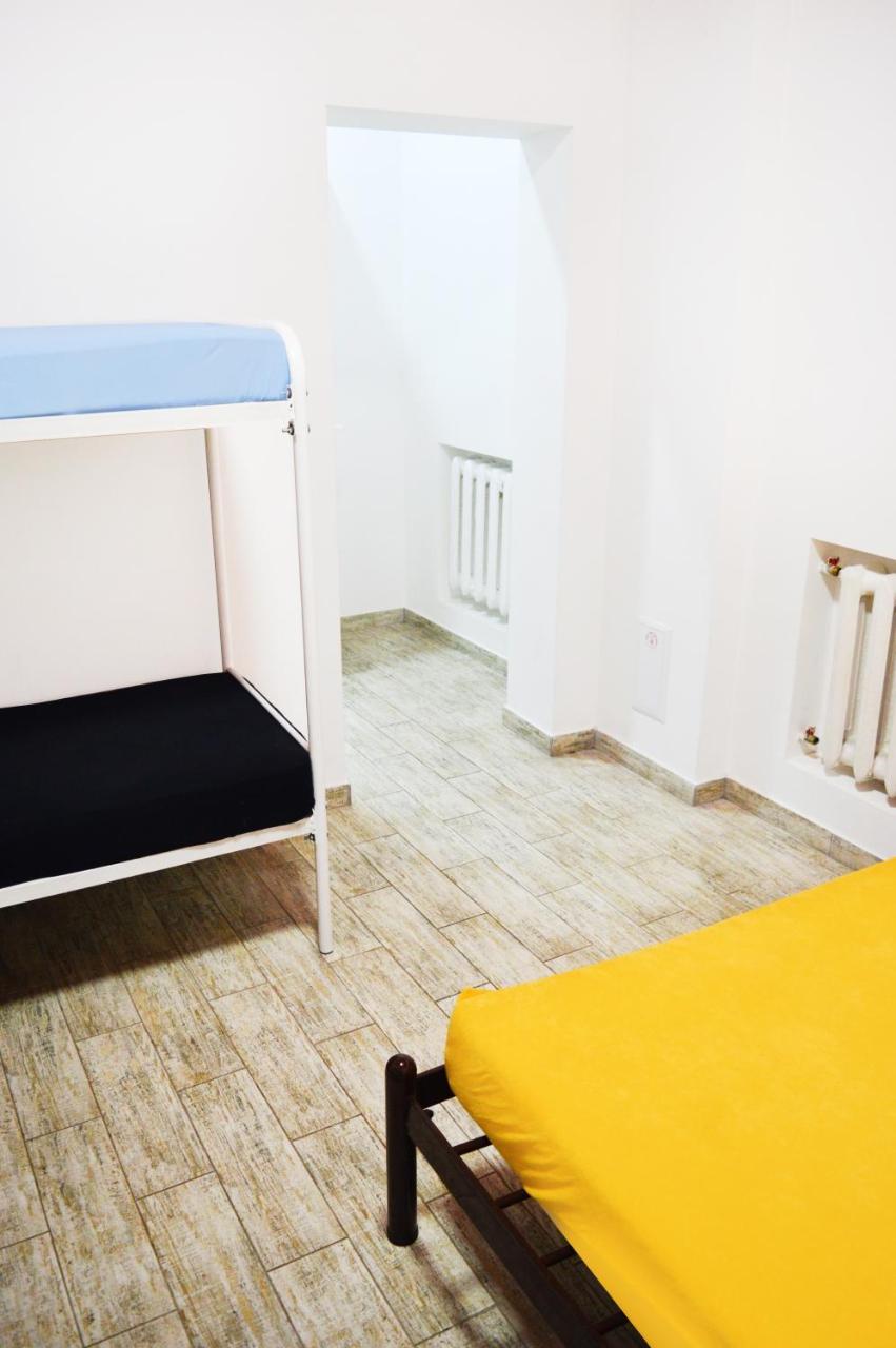 Hostel Vokzal Kyiv Exterior photo