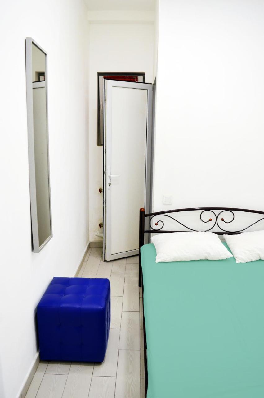 Hostel Vokzal Kyiv Exterior photo